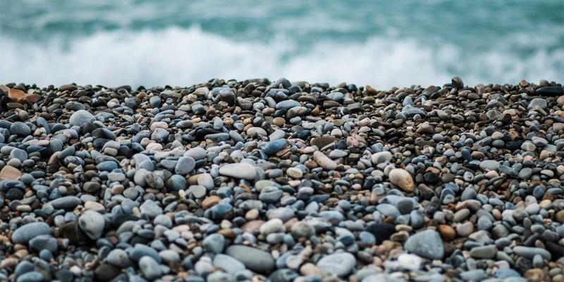 智能锁如何重塑家庭安防？融合监控摄像头构建主动防御新生态